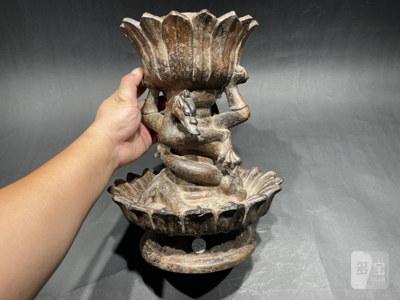 明 青石莲花浮雕龙纹灯供 - 图2